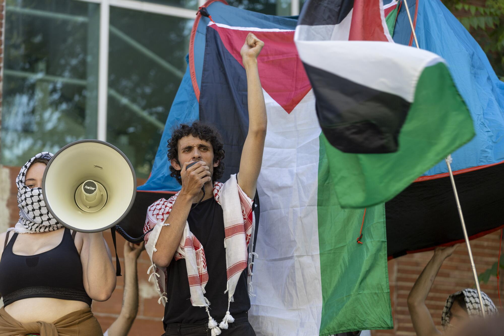 Cacerolada frente a la Embajada de  Israel - 9
